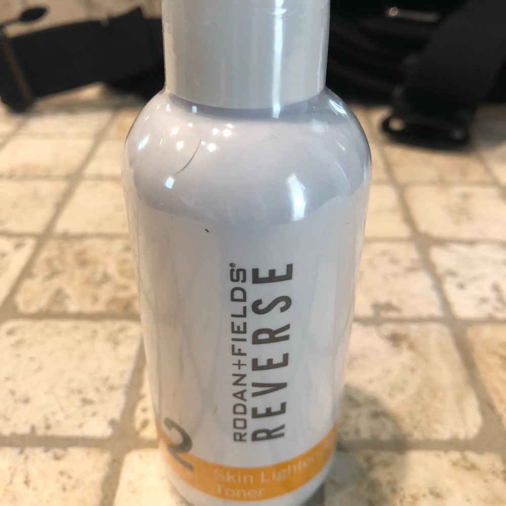 Rodan and Fields Reverse Toner